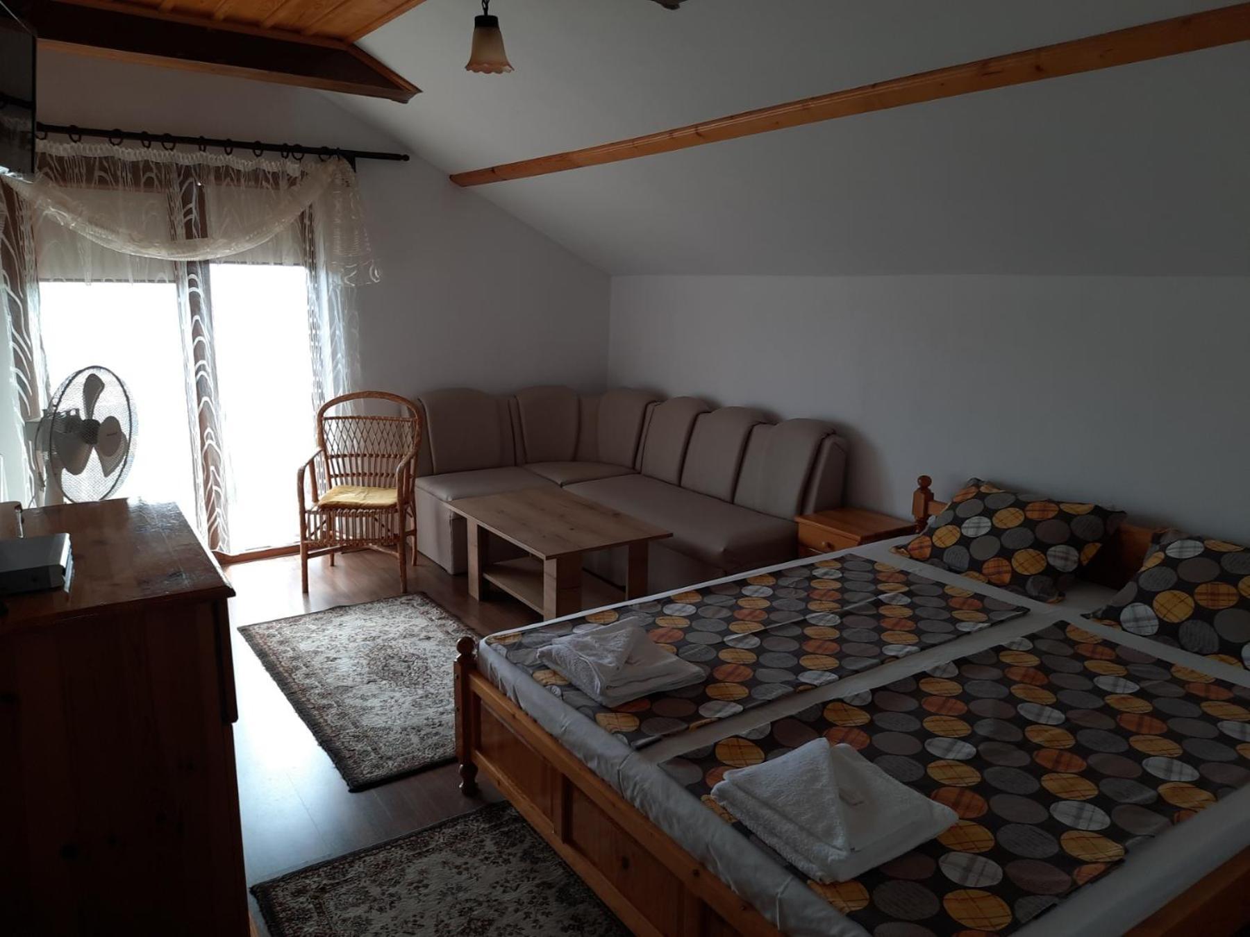 Къща За Гости Сара Velingrad Ngoại thất bức ảnh